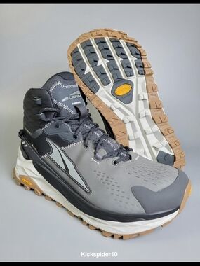 Altra Olympus 5 Hike GTX Gore-Tex Hiking Trail Vibram Men's Size 10 Black Grey